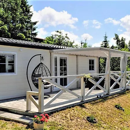 Lovely Stacaravan In Gardna Wielka With Kitchen